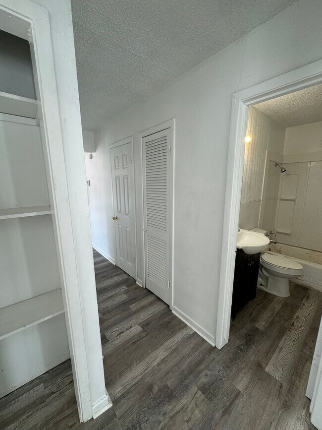 Foto del edificio - 5334 S 7th St