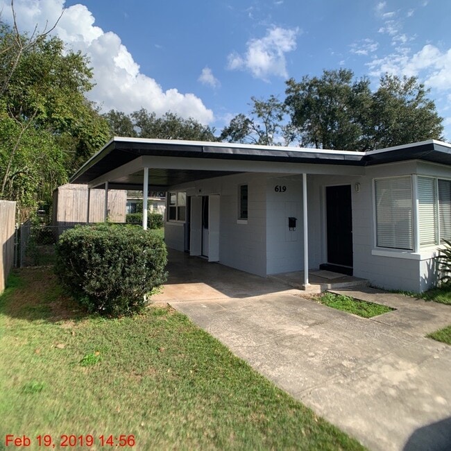Photo - Charming 3 Bedroom 1.5 Bathroom POOL Home in Orlando!!