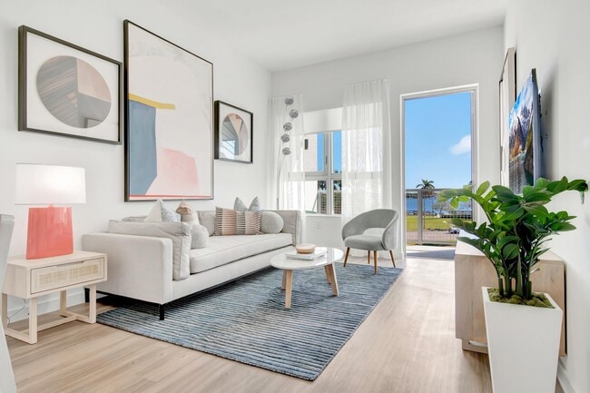 Foto del edificio - 2121 Broward Ave