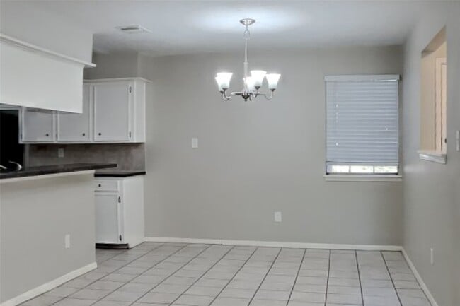 Building Photo - 1107 Valley Ranch Dr