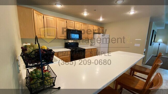 Foto del edificio - 609 N Seven Peaks Blvd