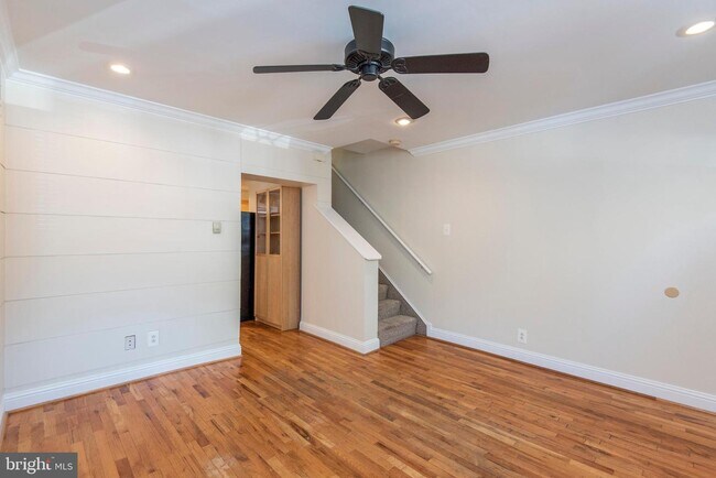 Foto del edificio - 823 S 10th St