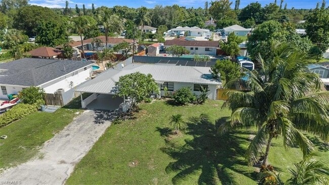 Foto del edificio - 1948 46th St SW