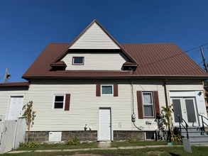 Building Photo - 145 N Oakland Ave