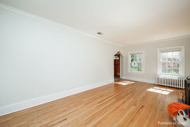 Foto del edificio - 526 S Knollwood Dr