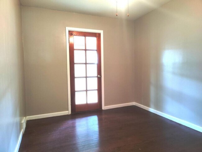 Foto del edificio - 32139 Balmoral St
