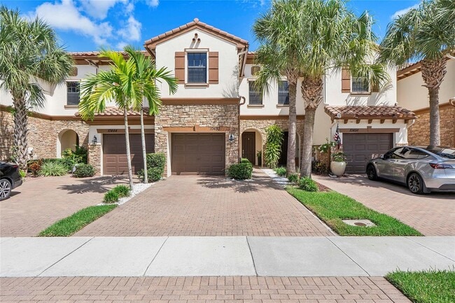 Photo - 10450 Wellington Parc Dr Townhome