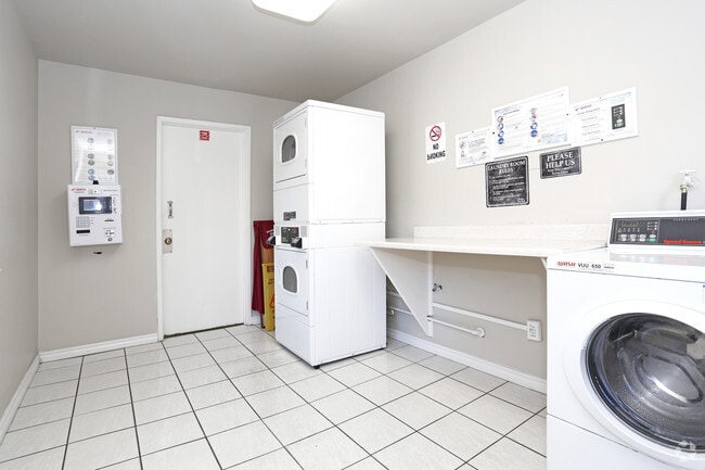 Interior Photo - Sequoyah Apartments