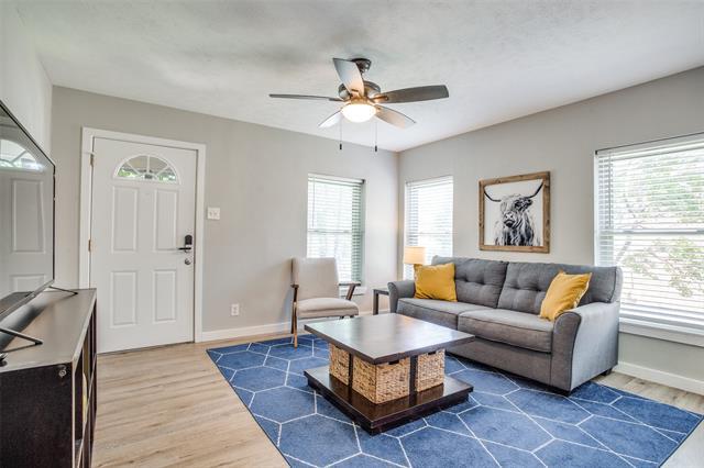 Building Photo - 408 N Oak Cliff Blvd