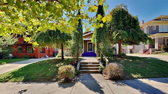 Building Photo - 204 NW 22nd St