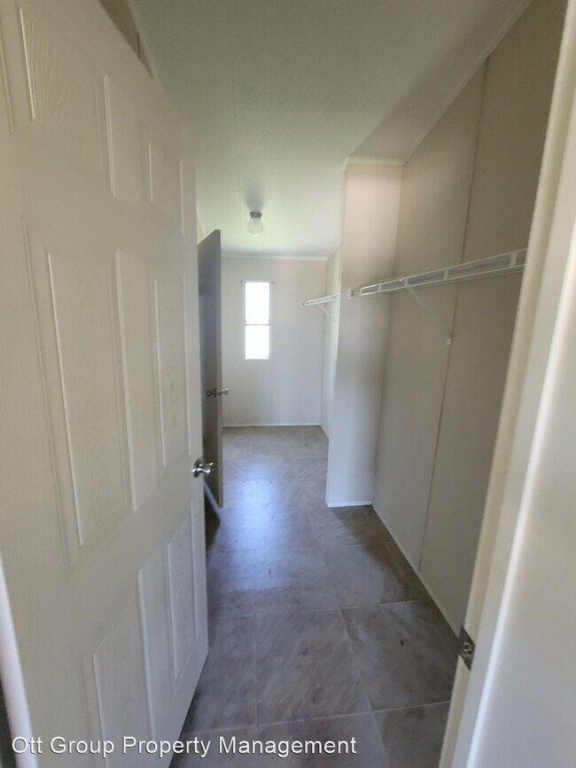 Building Photo - 3 br, 2 bath House - 1119 CR 3384