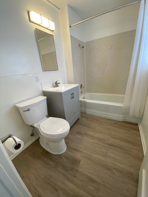 bathroom - 427 W Commonwealth Ave