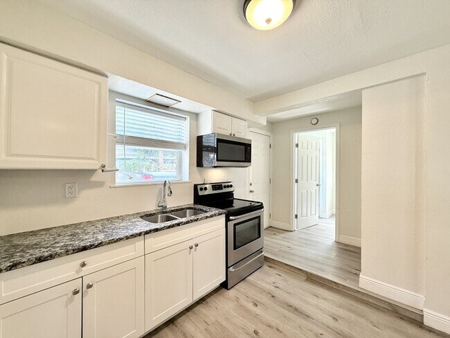 Foto del edificio - 725 21st Ave S