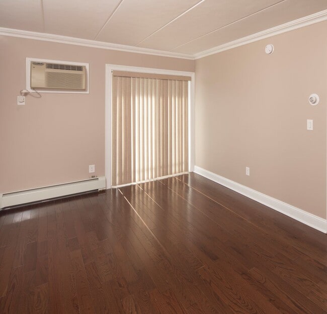 Interior Photo - Cadillac Manor: On-Site Laundry, Heat, Hot...