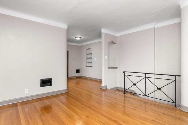 Building Photo - Northampton Non-Assumer