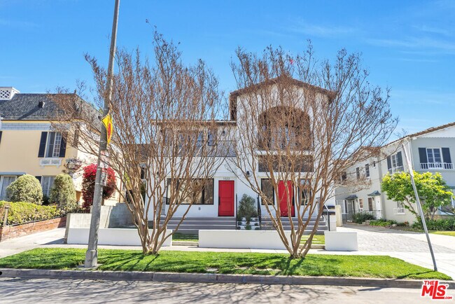 Foto del edificio - 1024 1/2 Masselin Ave