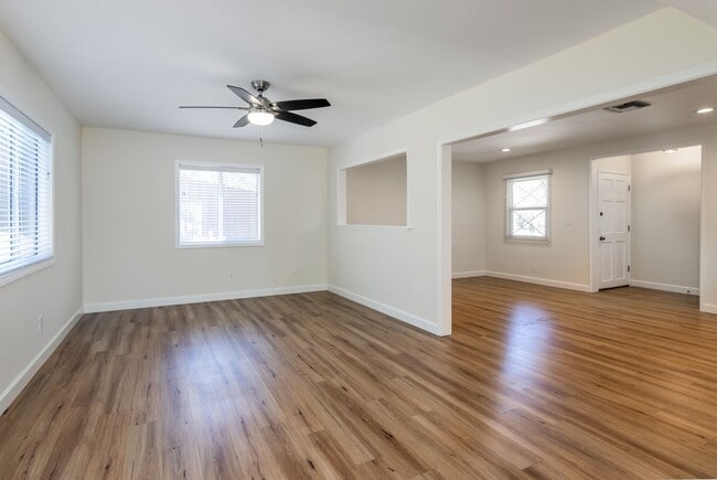Building Photo - 22436 Avenue San Luis