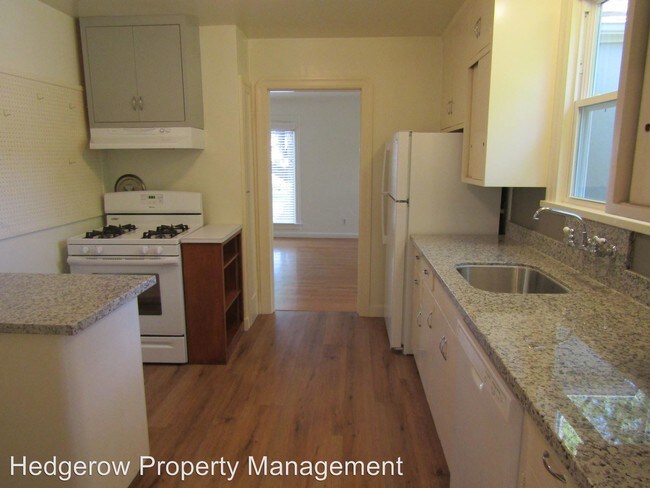 Foto del edificio - 2 br, 1 bath House - 1735 Spruce Street