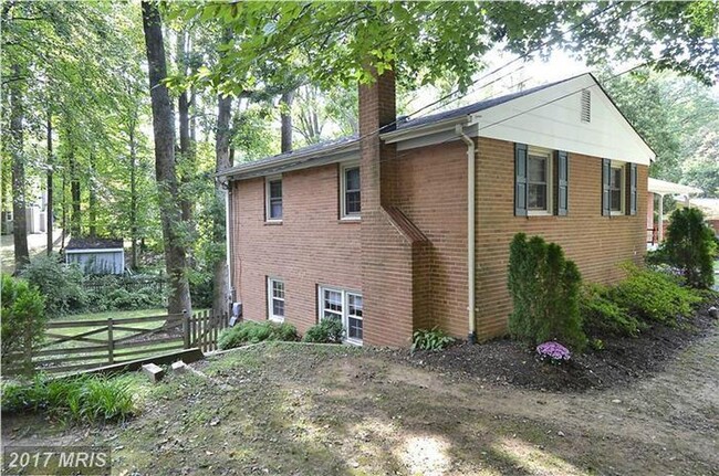 Building Photo - 8933 Falling Creek Ct