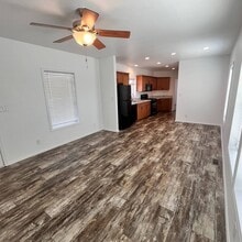 Building Photo - 4100 N Romero Rd