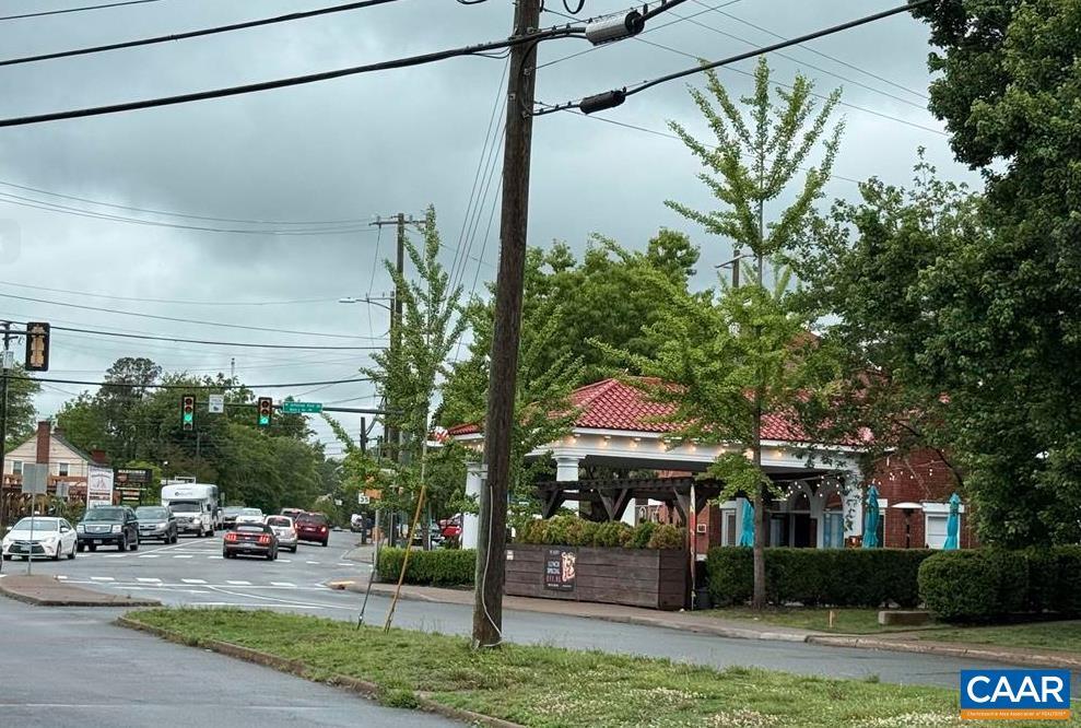 Building Photo - 2108 Jefferson Park Ave