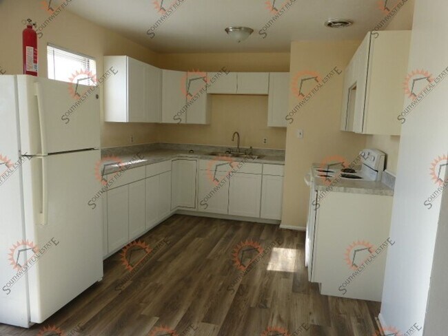 Foto del edificio - 3 Bed 2 Bath - Close to Clovis High