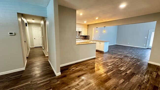 Building Photo - 4508 Nadine Dr