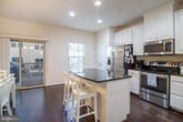 Foto principal - 4658 Hudson St