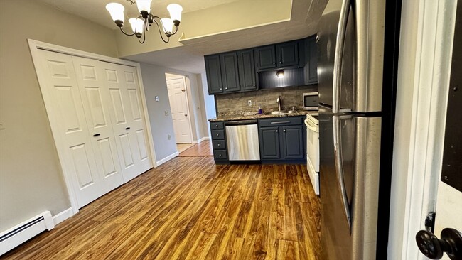 Building Photo - 40 Nashua St