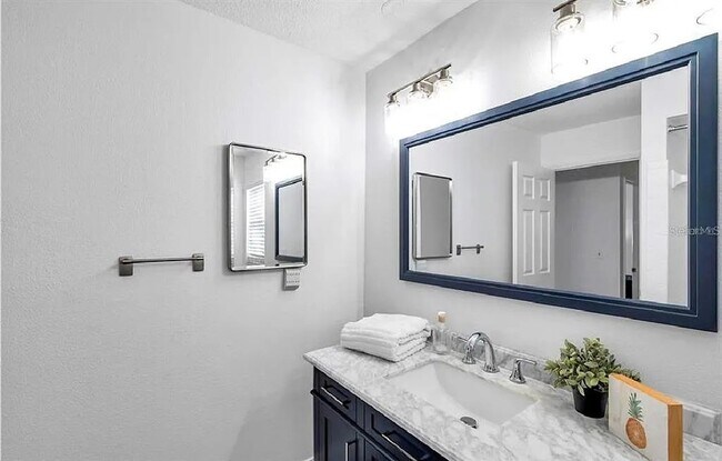 Foto del edificio - 2873 Sarah Dr