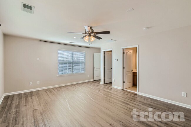 Foto del edificio - 1212 Screech Owl Rd