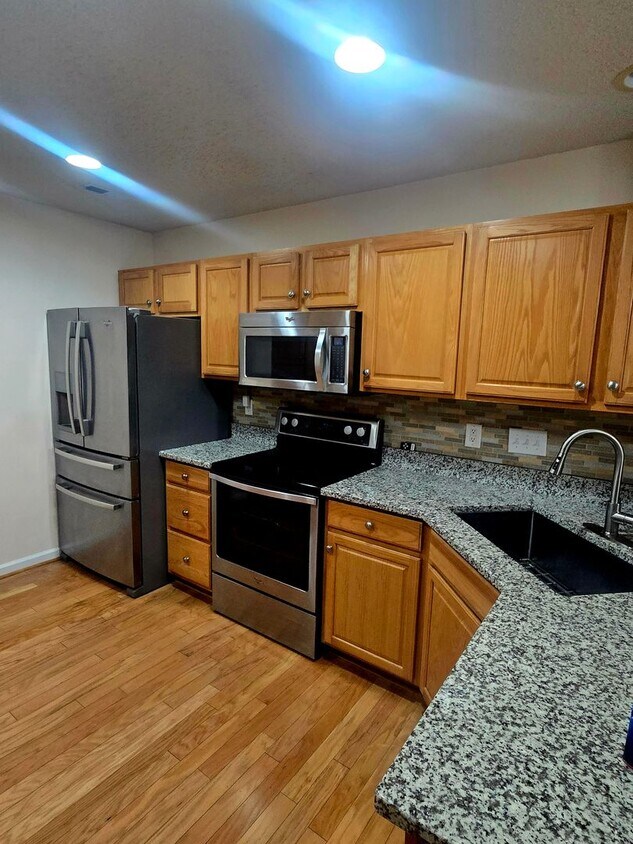 Foto principal - Keswick Place Townhome