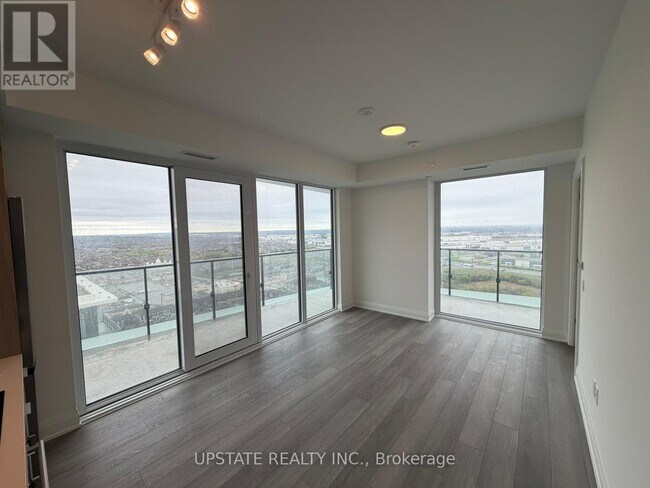 Photo du bâtiment - 15 Skyridge Dr