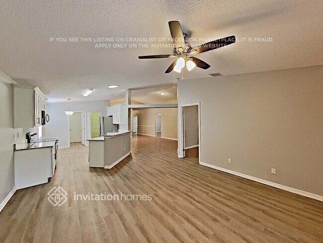 Foto del edificio - 4860 Manchester Dr