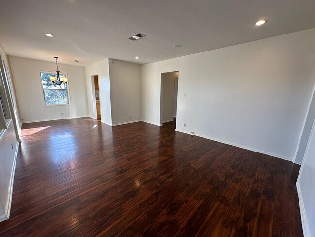 Building Photo - AVAILABLE NOW HOUSE ON THE HILL- CALIMESA-...