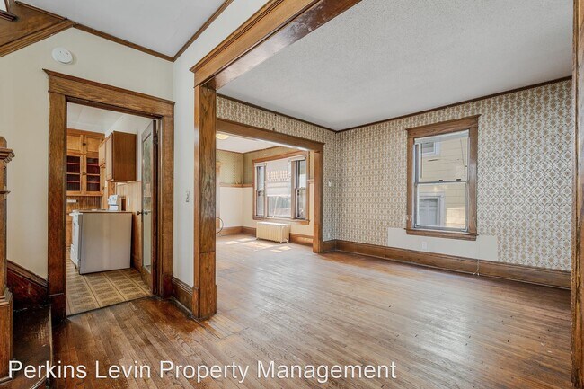Foto del edificio - 5 br, 1.5 bath House - 1078 17th Ave Se