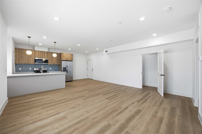 Building Photo - 5408 San Jose St