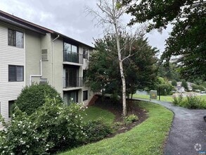 Building Photo - 29 Spring Ct