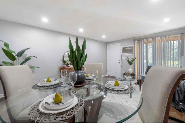 Foto del edificio - 101 Cocheco Ct