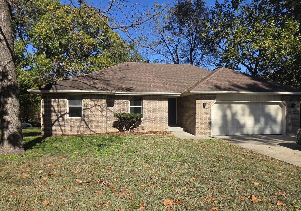 Foto principal - 4507 W Westwood Dr