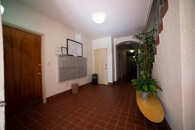 Foto del edificio - 200 Collins Ave