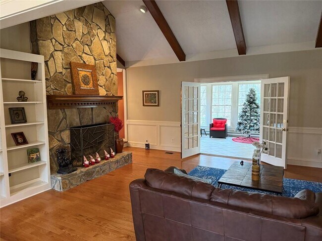 Foto del edificio - 4396 Alpine Ct