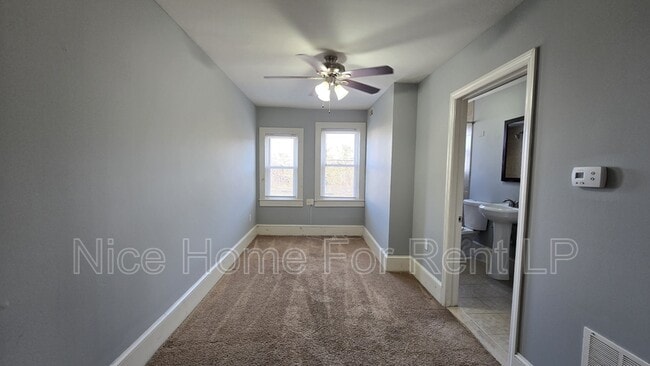 Building Photo - 64 Simpson Ave