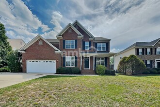 Building Photo - 121 Hampton Lake Dr