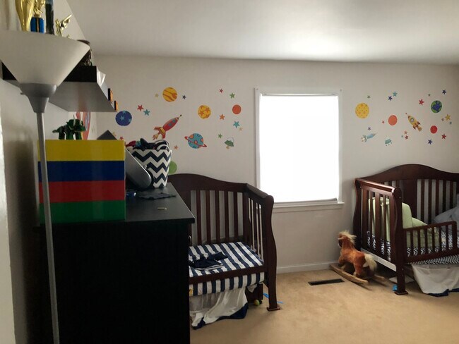 Foto del edificio - 18 Oak St