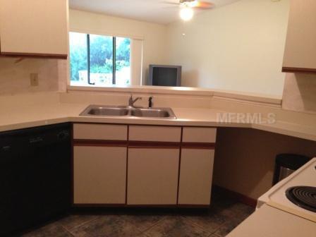 Building Photo - Lovely home on huge corner lot, near UCF!