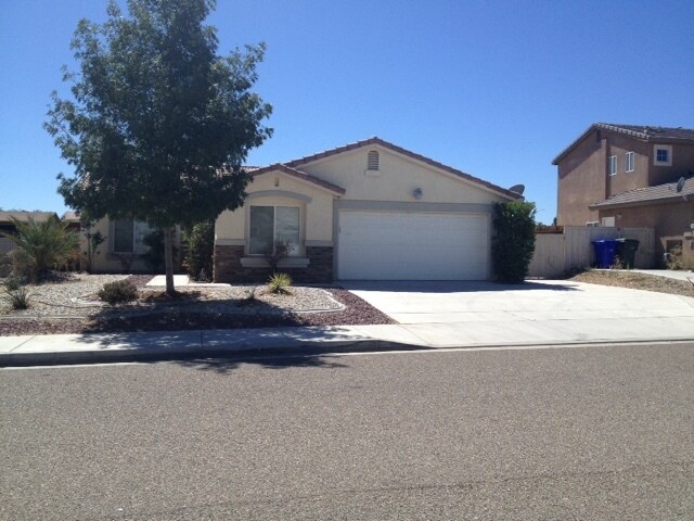 Building Photo - 13785 Rafael Way