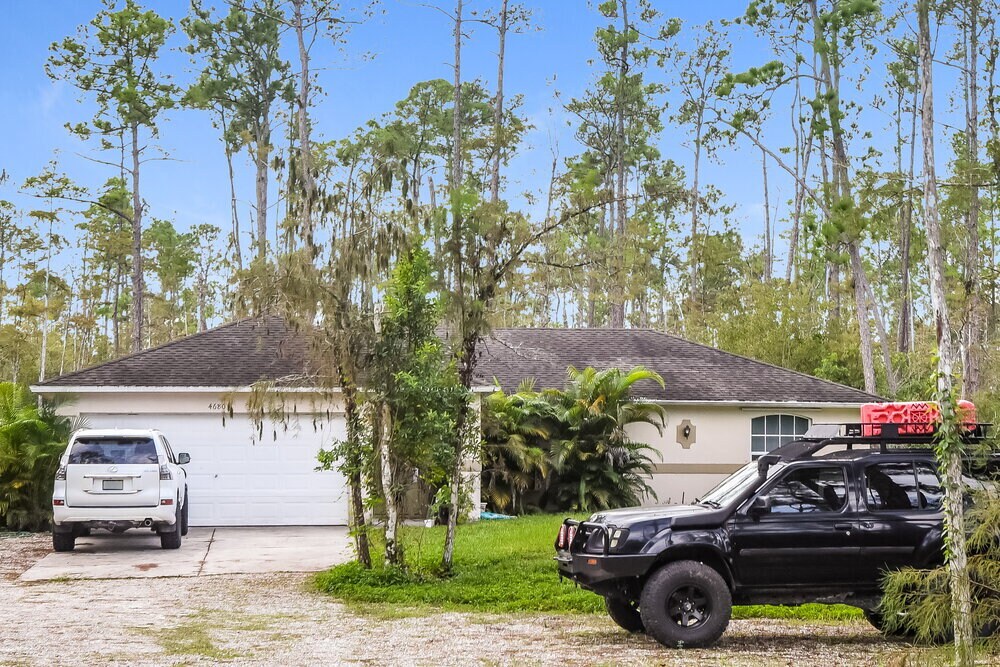 Primary Photo - 4680 4th Ave SE