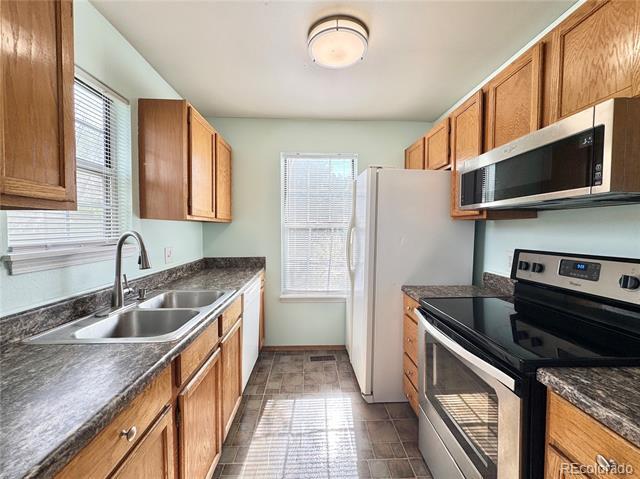 Building Photo - 2129 Troy Ct
