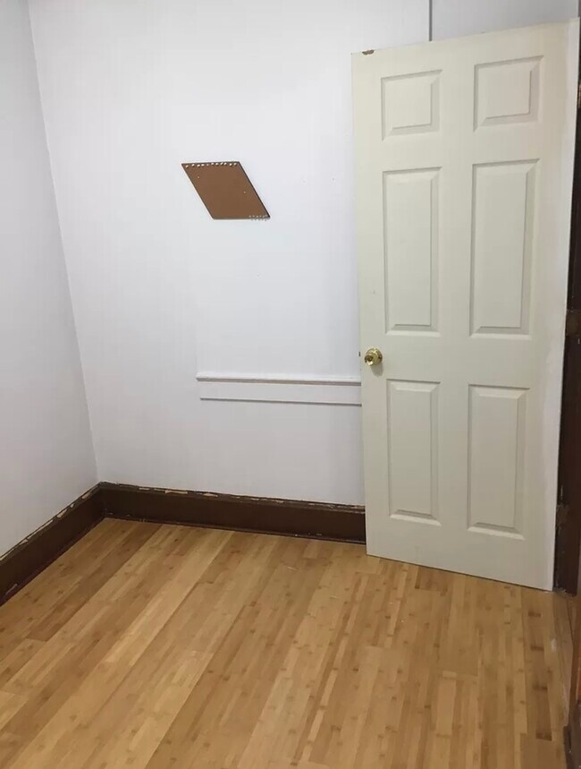 Foto del edificio - 3431 S Emerald Ave